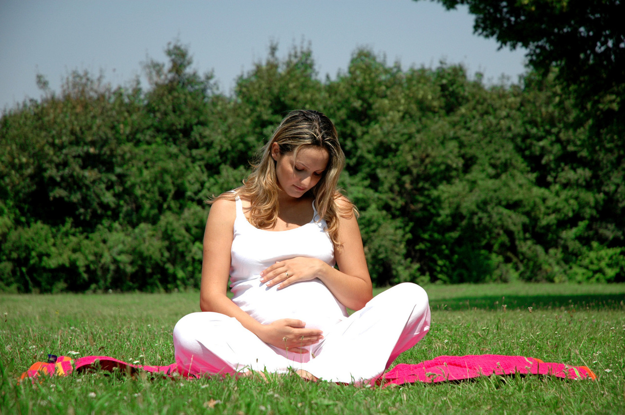 Estelle Hutin - 5 clés essentielles pour nourrir sa fertilité et concevoir un bébé plus facilement