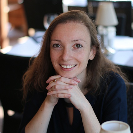 Aurélie Dubois : Spécialiste du couple harmonieux et libération de la dépendance affective