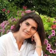 Carmen Pera : Artiste Médium - Coach spirituel