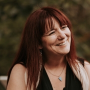 Krystel Lemblé : Prêtresse de l’Union Sacrée