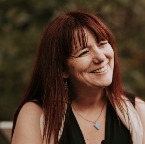 Krystel Lemblé : Prêtresse de l’Union Sacrée